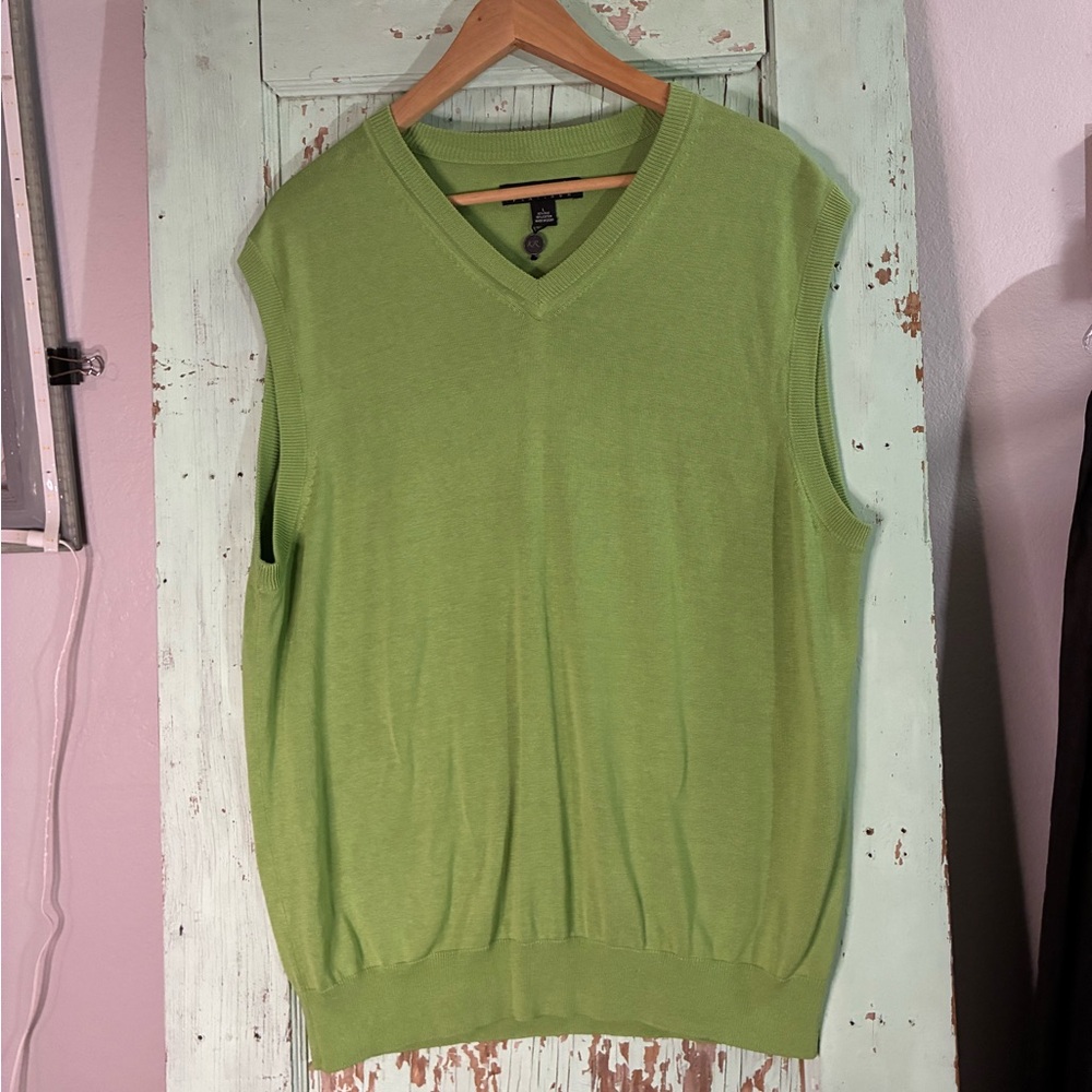 Men’s Kenneth Robert’s green silk cotton blend sweater vest